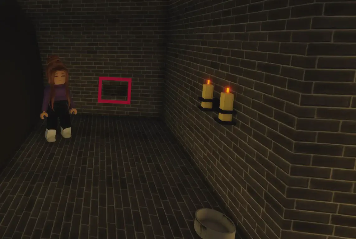 Back wall of cell where key is hidden needs to be clicked